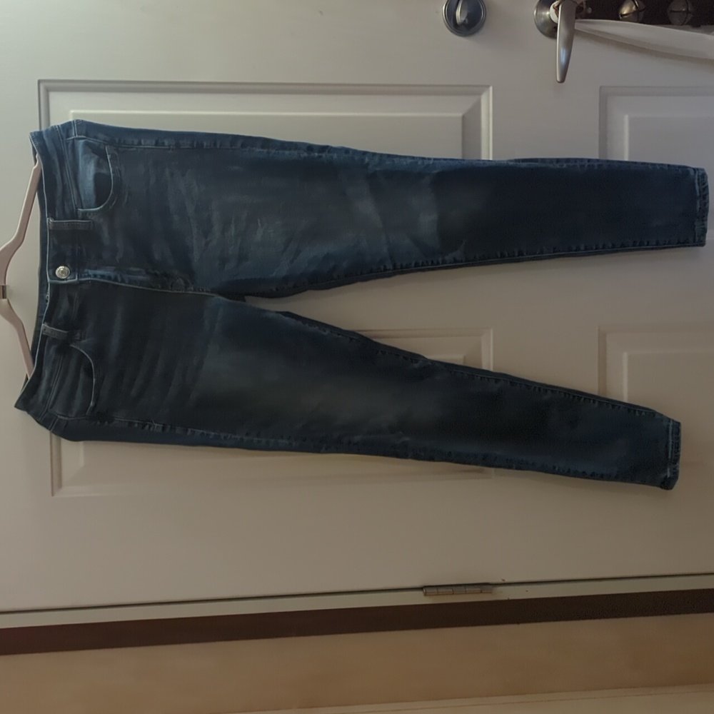 American Eagle Super Stretch High Rise Jeggings, Size 10 Regular.